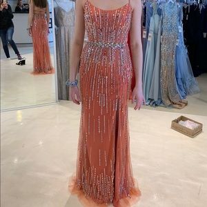 Meet your Posher, Alexis